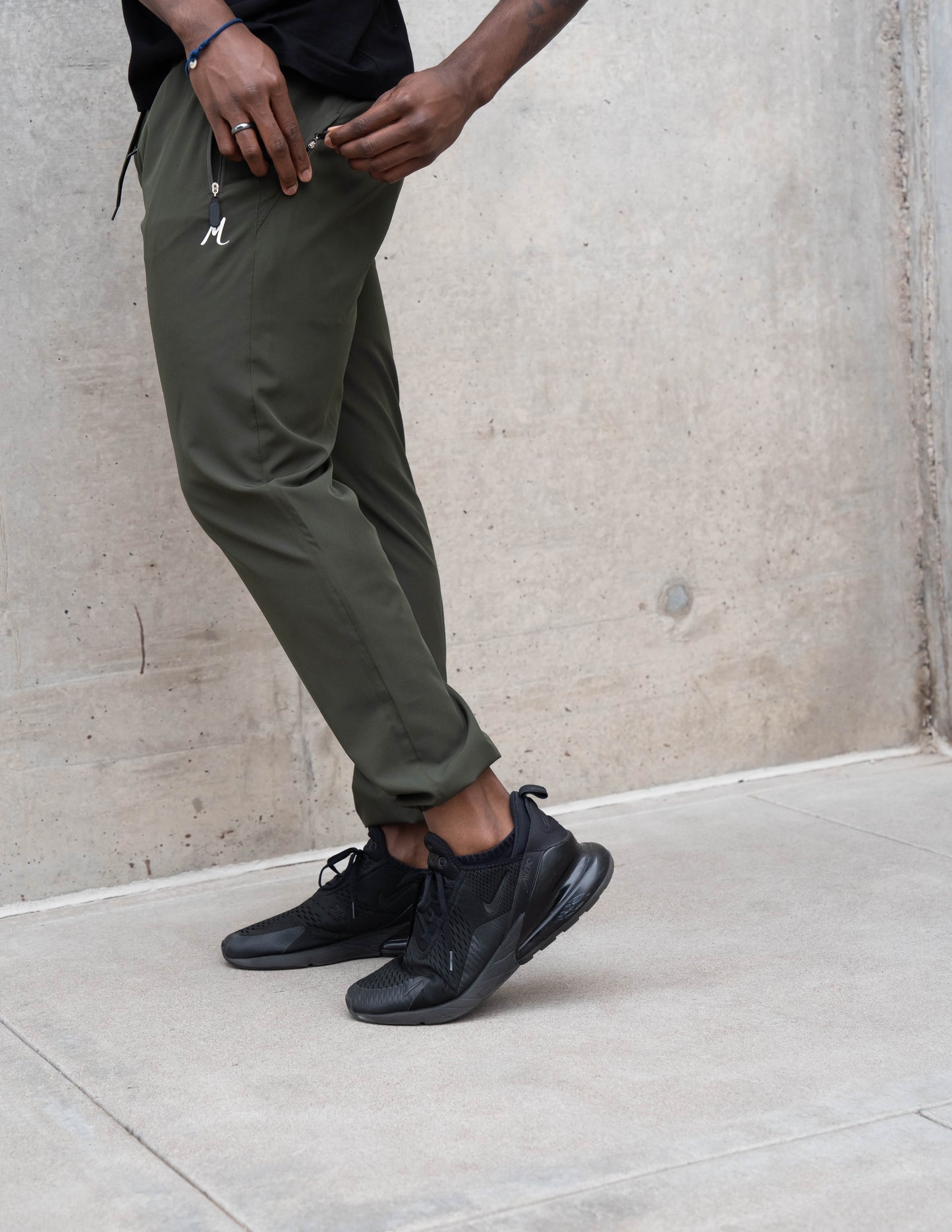 Ivy Green Motion Joggers
